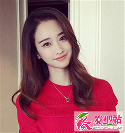 時尚清爽露額淑女美發(fā)