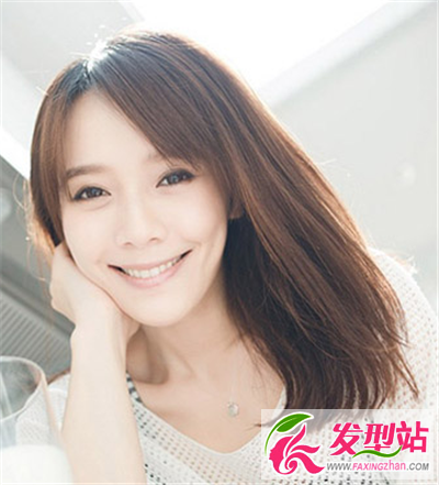 清新自然齊肩美發(fā)
