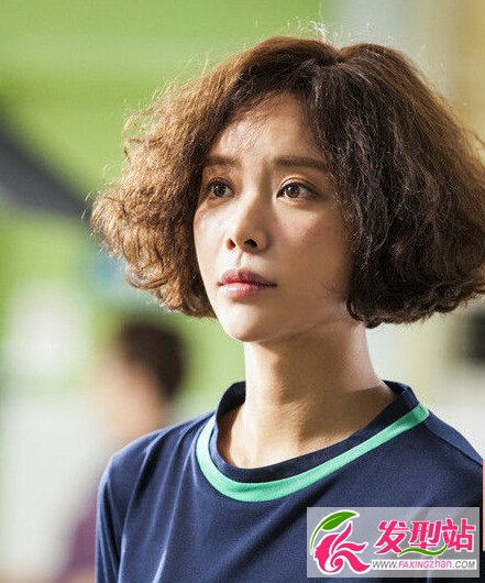 《她很漂亮》女主黃正音發(fā)型