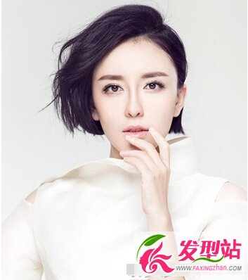 短發(fā)新娘發(fā)型