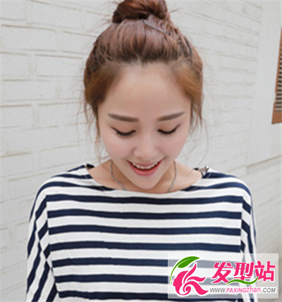 時(shí)尚無(wú)劉海丸子頭發(fā)型