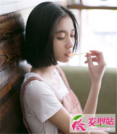 短直發(fā)發(fā)型