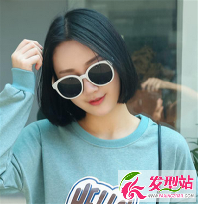 中短發(fā)發(fā)型