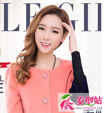 女生卷發(fā)該怎么打理