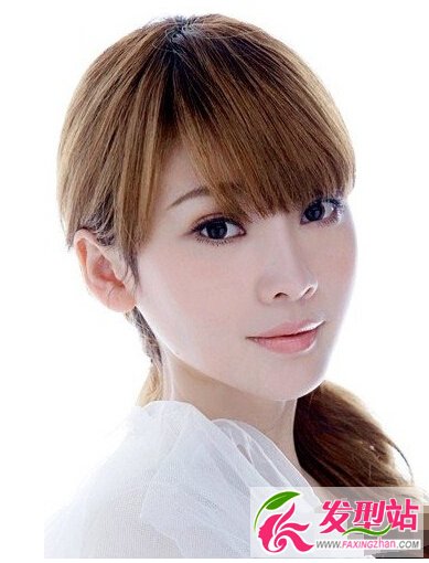 女生棕色發(fā)型圖片