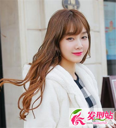斜劉海美發(fā)造型