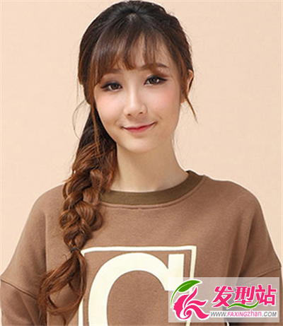 麻花辮子造型