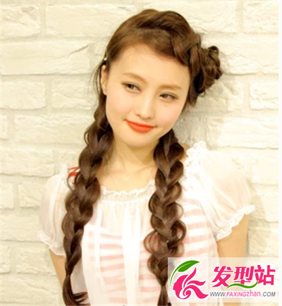 雙馬尾扎發(fā)