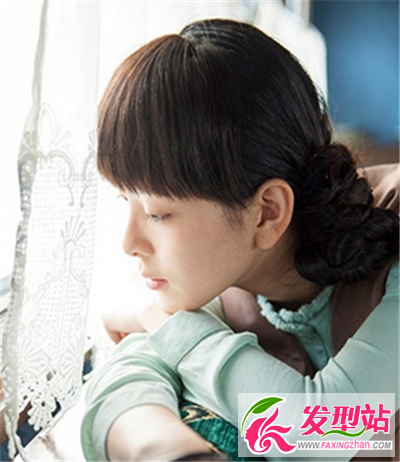 齊劉海長(zhǎng)發(fā)