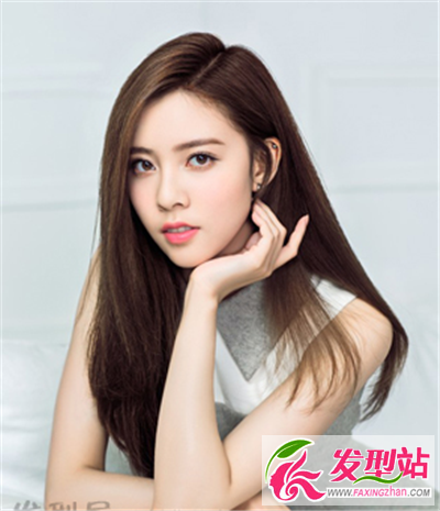 長(zhǎng)發(fā)直發(fā)發(fā)型