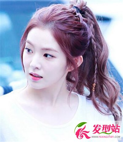 高馬尾辮子造型