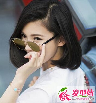 中短發(fā)發(fā)型