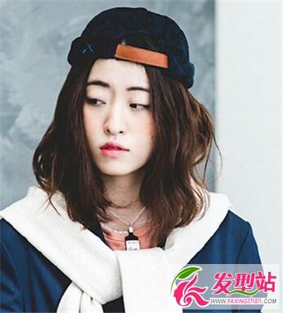 齊肩短發(fā)