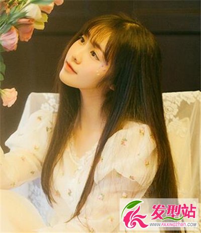 黑色長直發(fā)