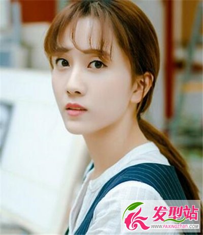 低馬尾辮子