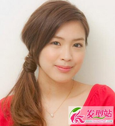 馬尾辮子發(fā)型