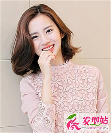 齊肩燙發(fā)
