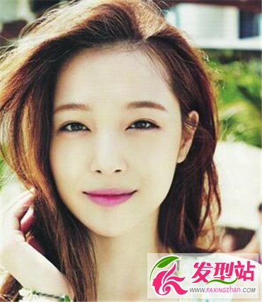 卷發(fā)發(fā)型