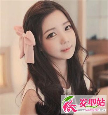 長(zhǎng)發(fā)梨花頭造型