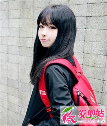 中長(zhǎng)直發(fā)發(fā)型