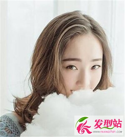 中長燙發(fā)發(fā)型