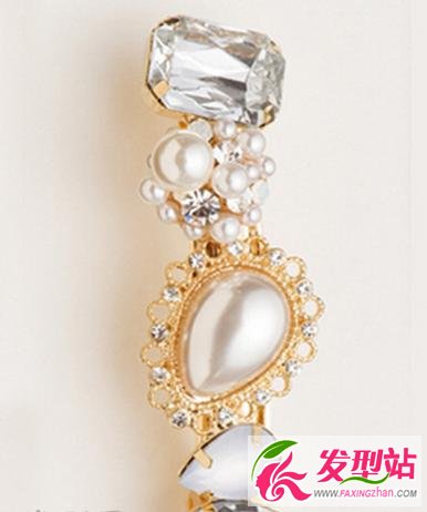 卷發(fā)如何扎 大波浪卷發(fā)DIY