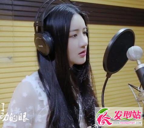 (j)ŮԽ(g)Y΢Ƭ ŮԽx(j)(j)Ů300(qing)