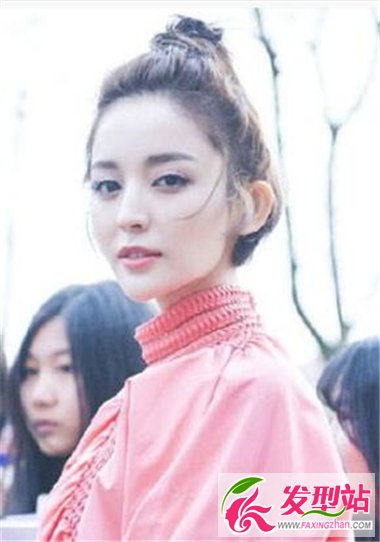 半丸子頭扎發(fā)