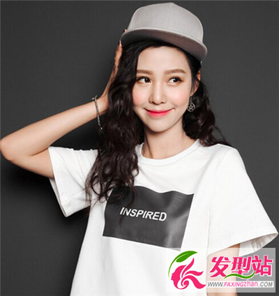 什么發(fā)型比較修顏 女生燙發(fā)發(fā)型打造精致小臉