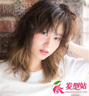 燙發(fā)發(fā)型