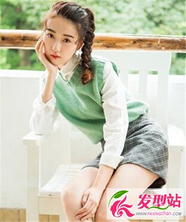 高馬尾辮子編發(fā)發(fā)型