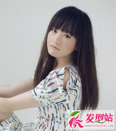 長(zhǎng)直發(fā)發(fā)型