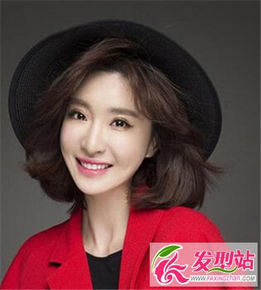 中短燙發(fā)發(fā)型