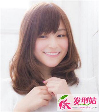 內(nèi)卷中長發(fā)發(fā)型