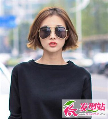 偏分露額發(fā)型