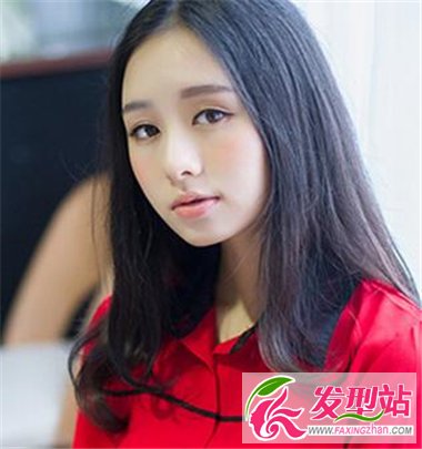 中長(zhǎng)發(fā)發(fā)型