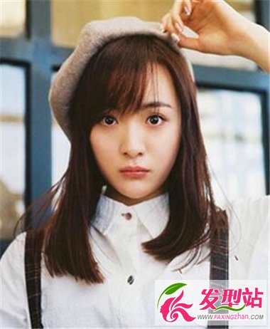 斜劉海中長(zhǎng)發(fā)