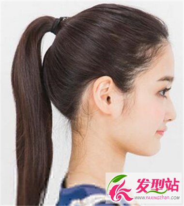 馬尾辮子扎發(fā)發(fā)型