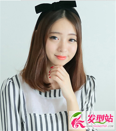 披肩中長發(fā)發(fā)型