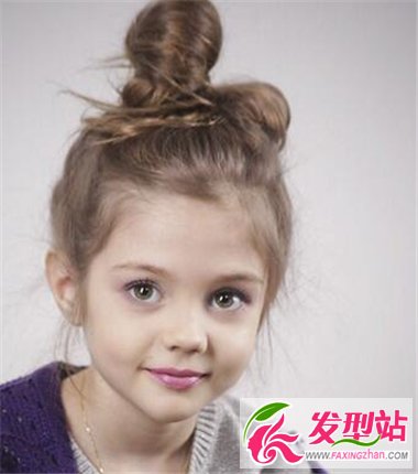 丸子頭發(fā)型