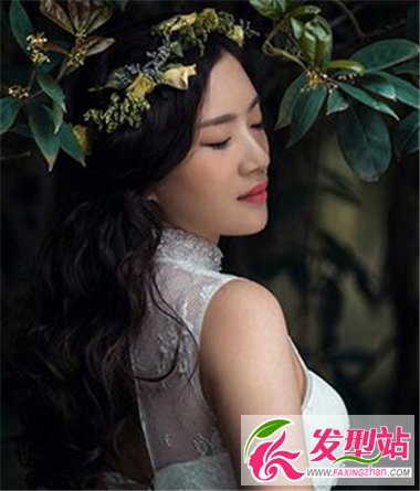 長發(fā) 長燙發(fā)大波浪卷發(fā)