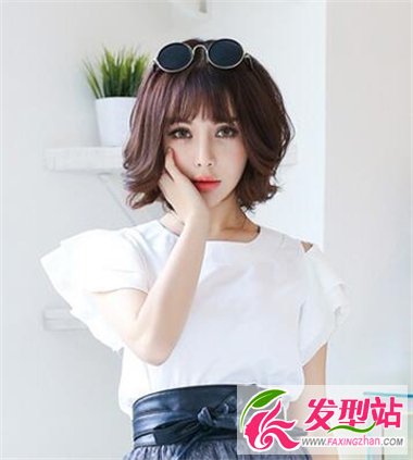 深棕色染發(fā)