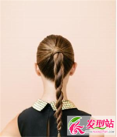 馬尾扎發(fā)發(fā)型設(shè)計(jì) 展現(xiàn)不你拿不一樣的韻味