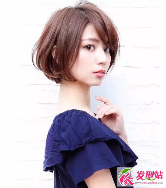 女生短發(fā)