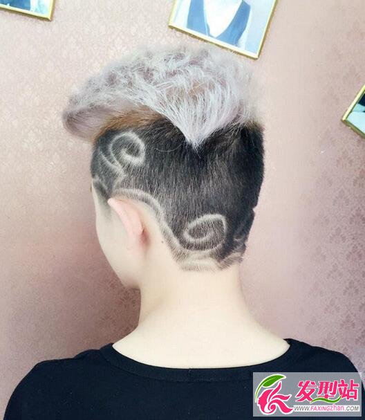 雕刻短發(fā)
