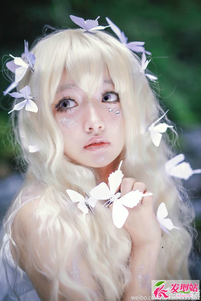 女生卷發(fā)