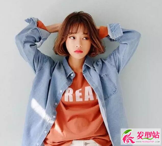 女生短發(fā)