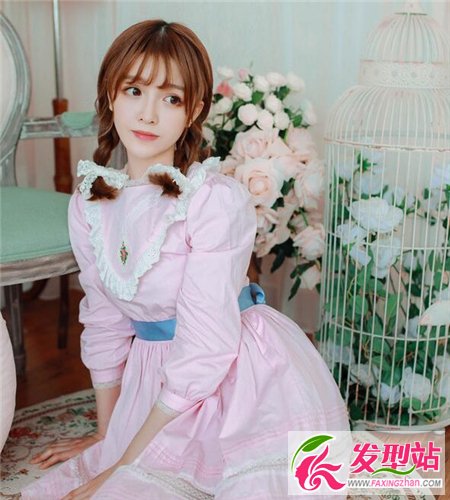 春夏女生編扎發(fā)型