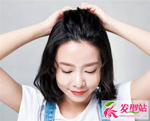 短發(fā)半扎發(fā)教程
