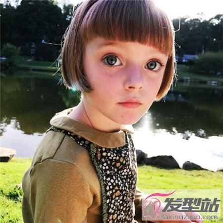 西方小女生的發(fā)型大盤點(diǎn) 可愛(ài)俏皮的外國(guó)小公主